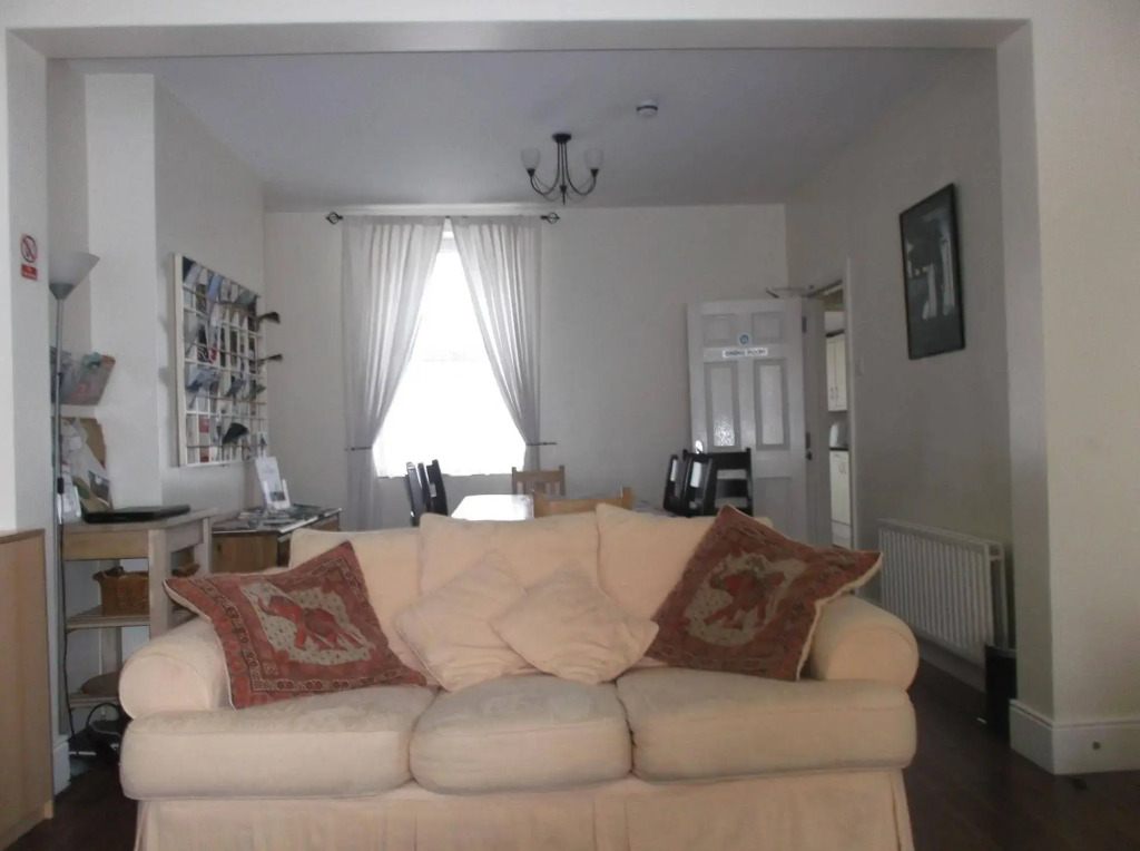 Fairman House - Hostel