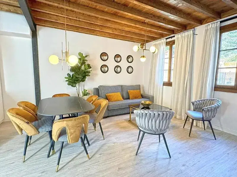 Apartamentos Palacete Nazarí Granada 3000