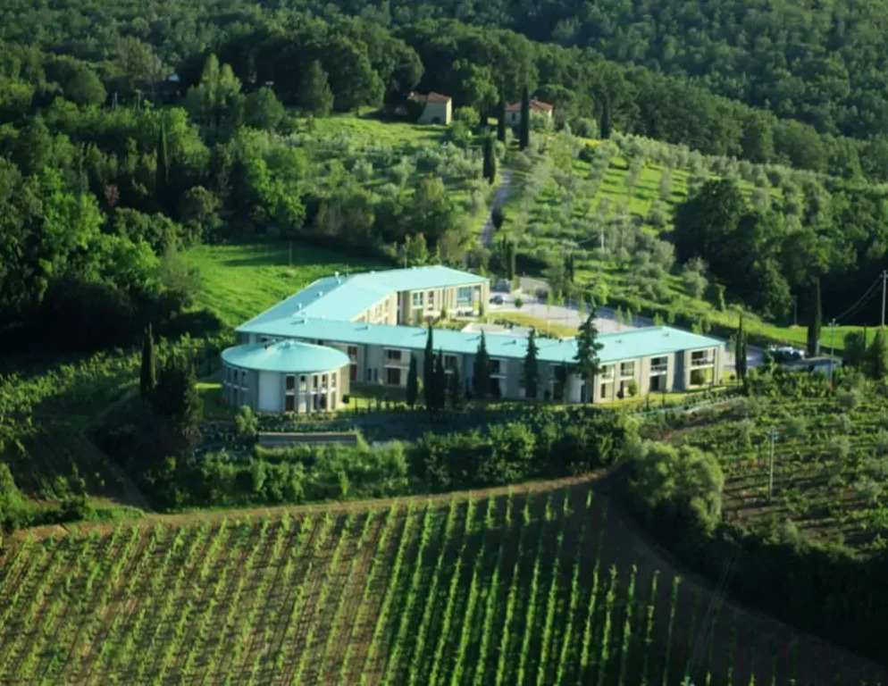 Modern Furnished Apartment With air Conditioning in Chianti