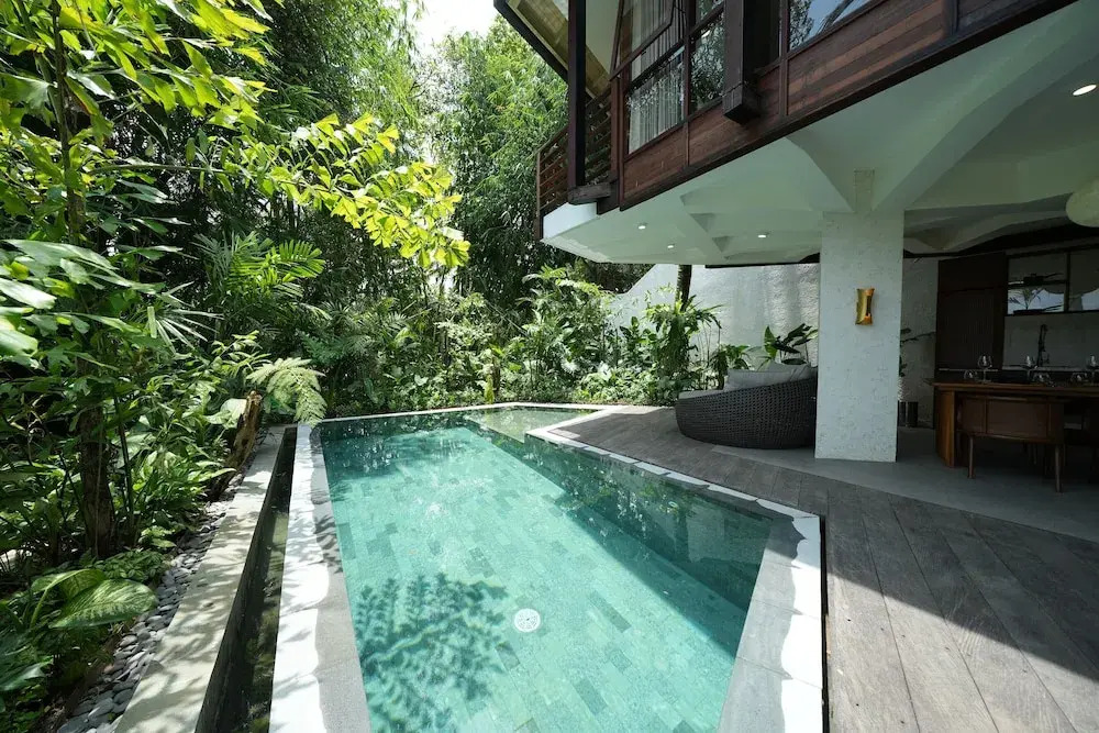 Jungle Flower Villas