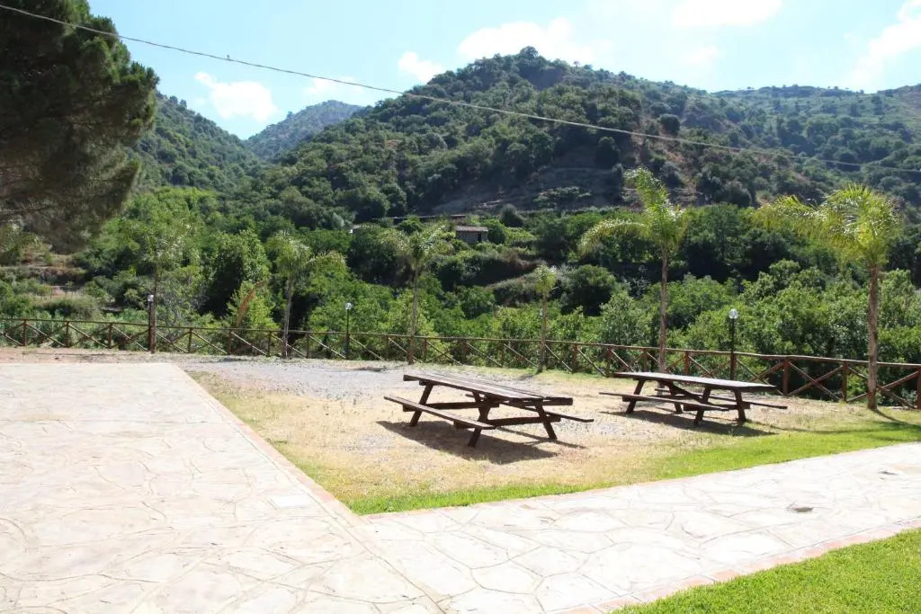 Profetina Village
