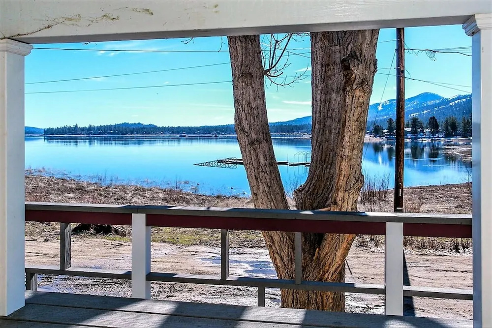 Franks Old Bear-149 by Big Bear Vacations