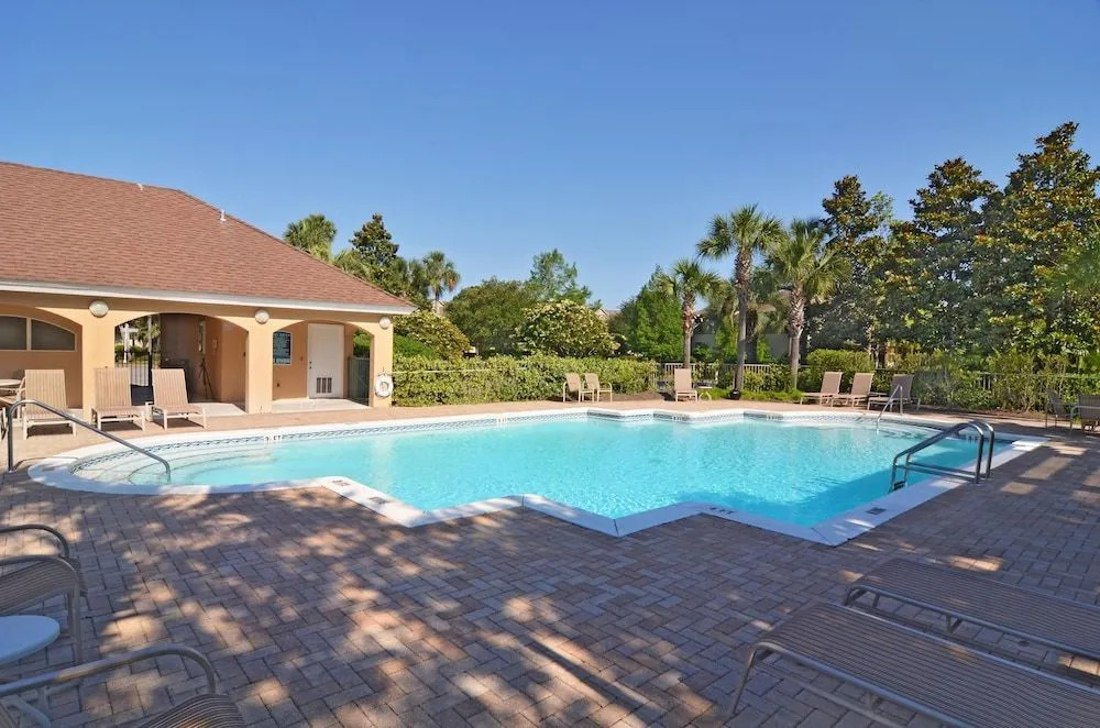 Magnolia Bay 8598