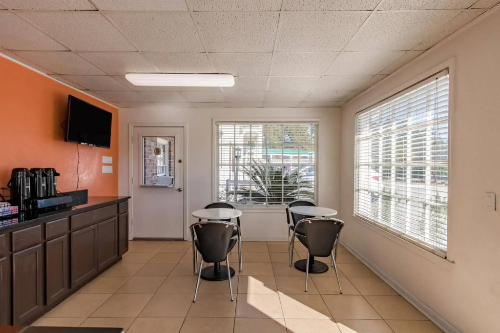 Motel 6-Walterboro, SC