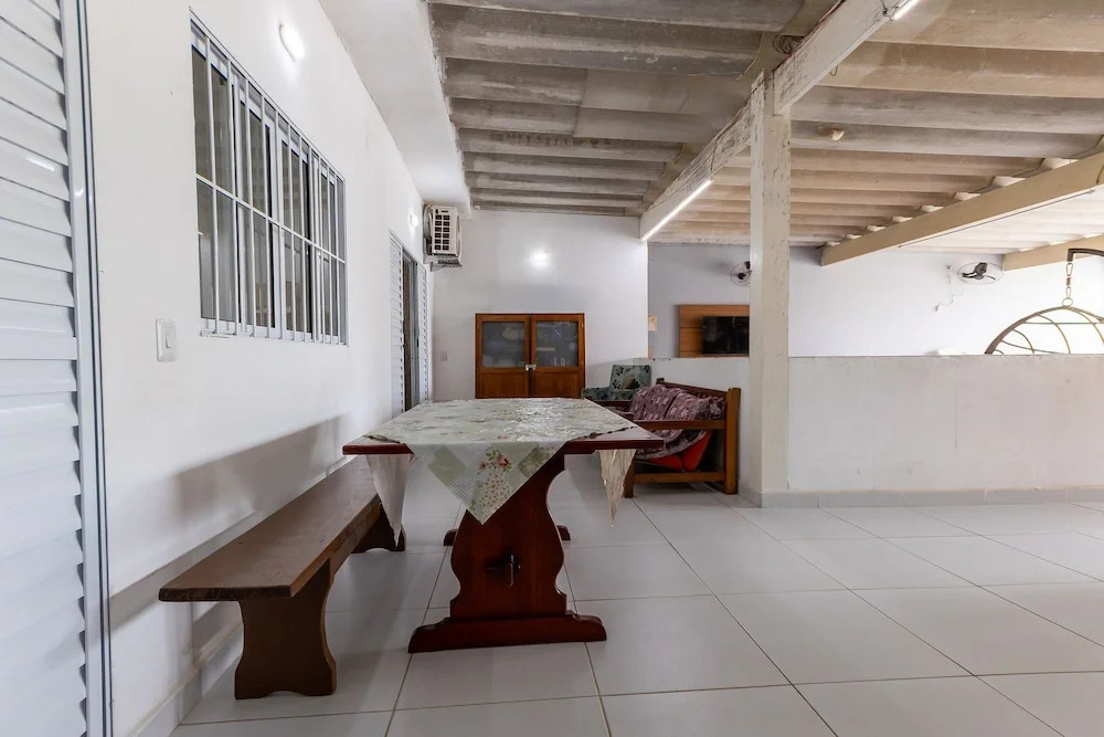 Casa  piscina a 180m da Praia Boraceia