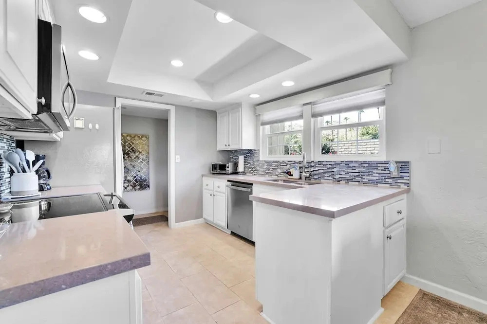 Relaxing Palm Springs Condo With Pool Access