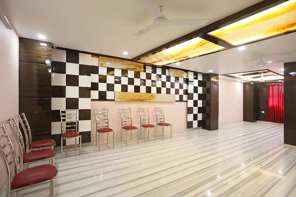 OYO 10559 Pitampura
