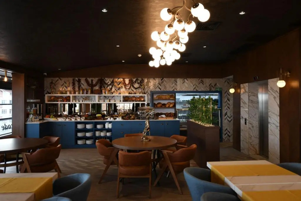 REF İNN HOTEL
