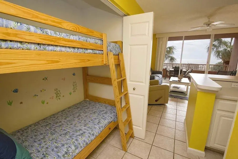 Beach Club 202-d 1 Bedroom 1.5 Bathroom Condo