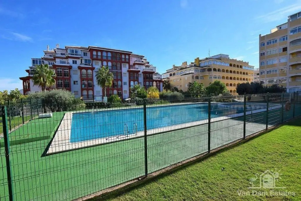 VDE-134 Modern apartment with pool close to Playa de la Mata in Torrevieja