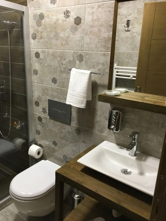 Itimat Hotel