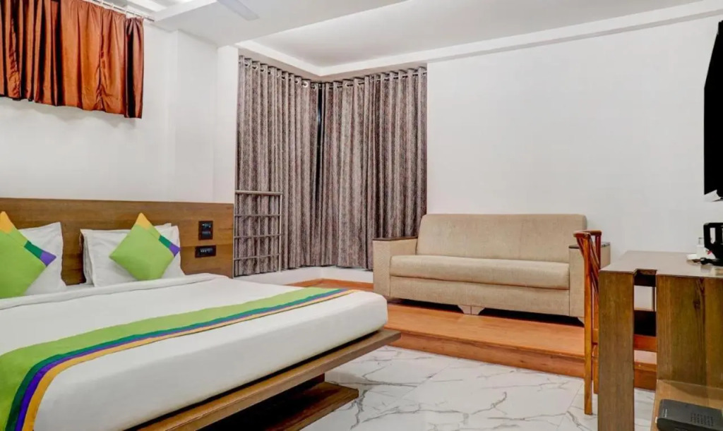 Hotel Shivas Inn