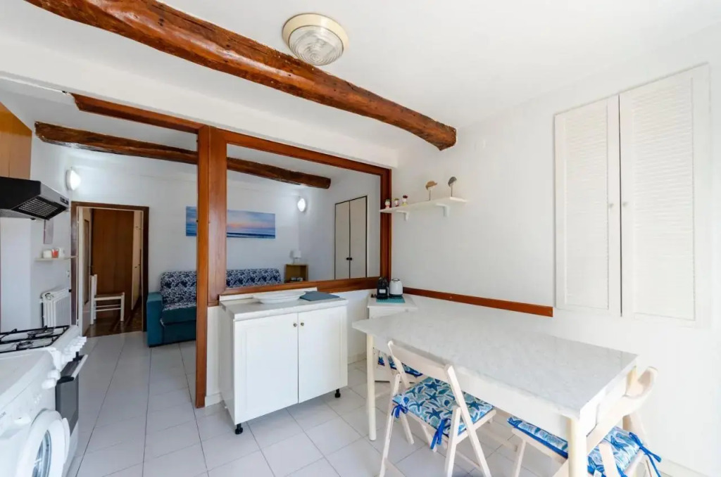 ALTIDO Great Flat with Balcony & Sea View near Beach