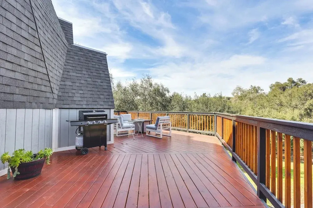 North San Diego Retreat W/deck, Fire Pit Table!