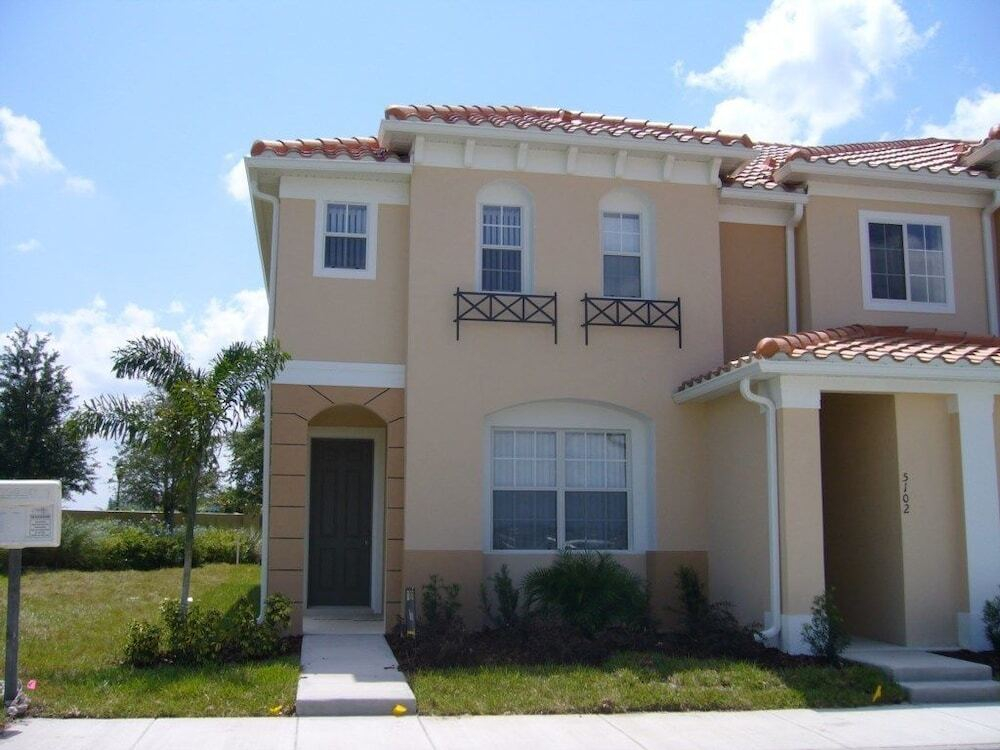 3 Br Compass Bay Sleeps 8 - Fld 3271
