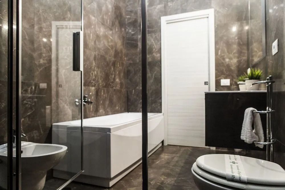 Vatican Imperial Apartment 2840sq ft