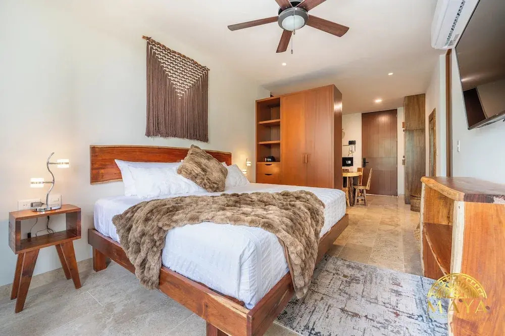 NHOA 211A Lux 2BR Pool View Aldea Zama