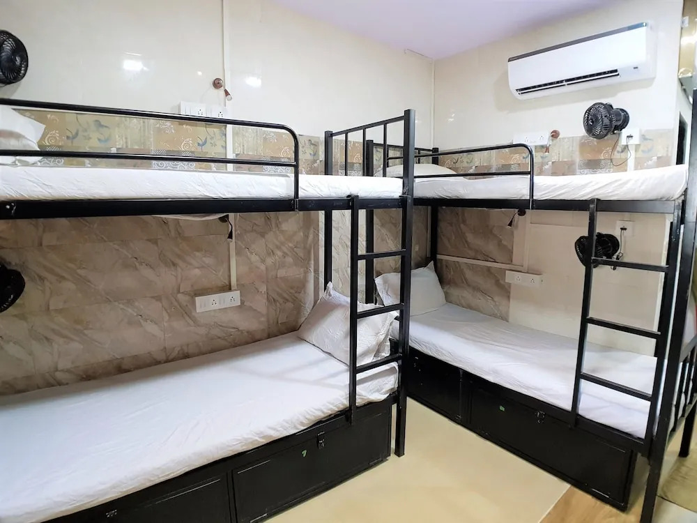 Hexa Super Dorm