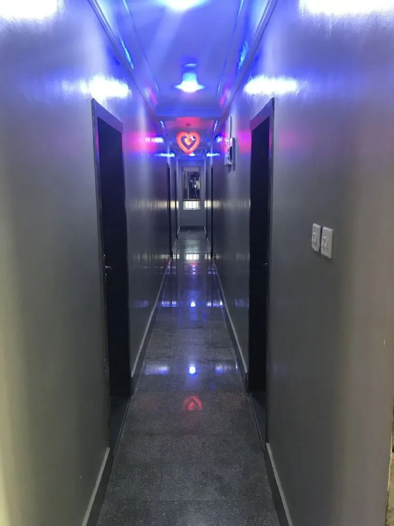 Purple Crown Hotel