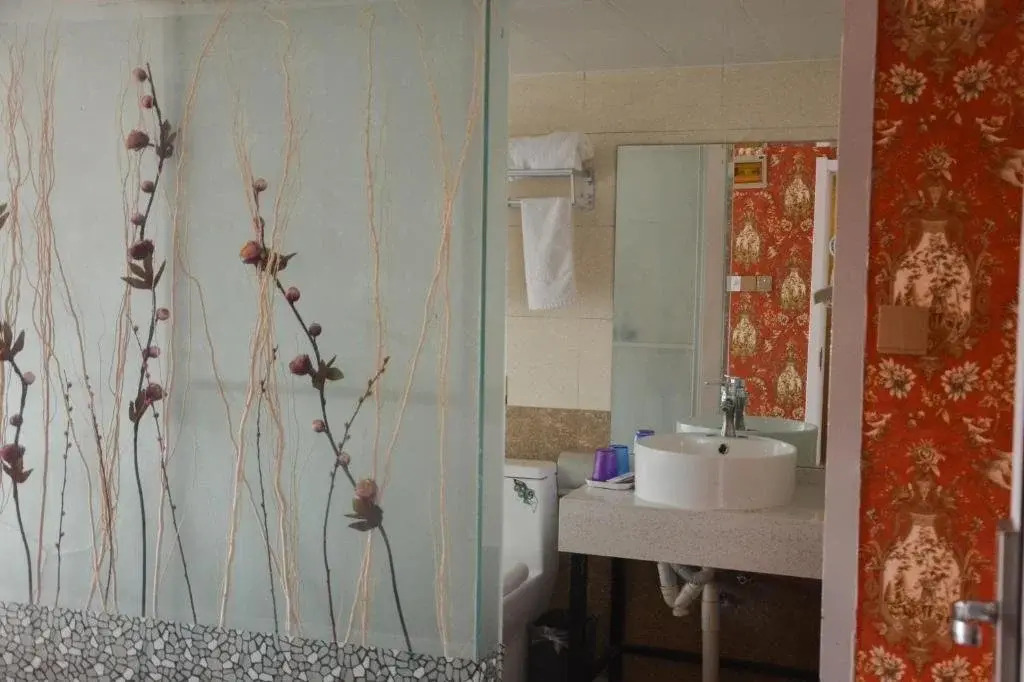 Qingdao Xiehou International Youth Hotel
