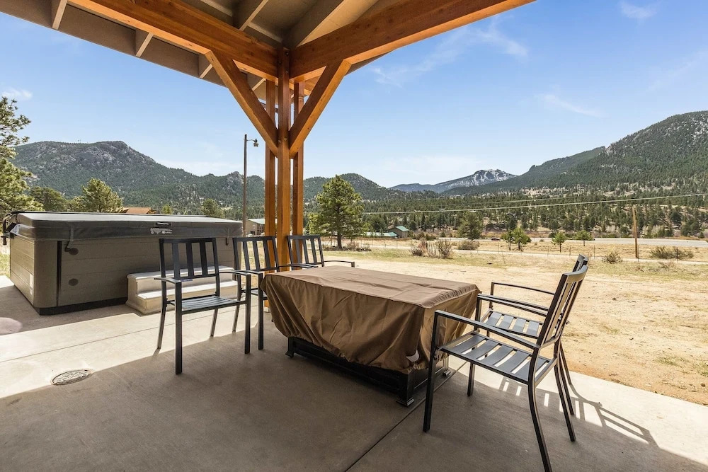 Show Me Mountain Views -- 20-ncd0130 3 Bedroom Home by RedAwning