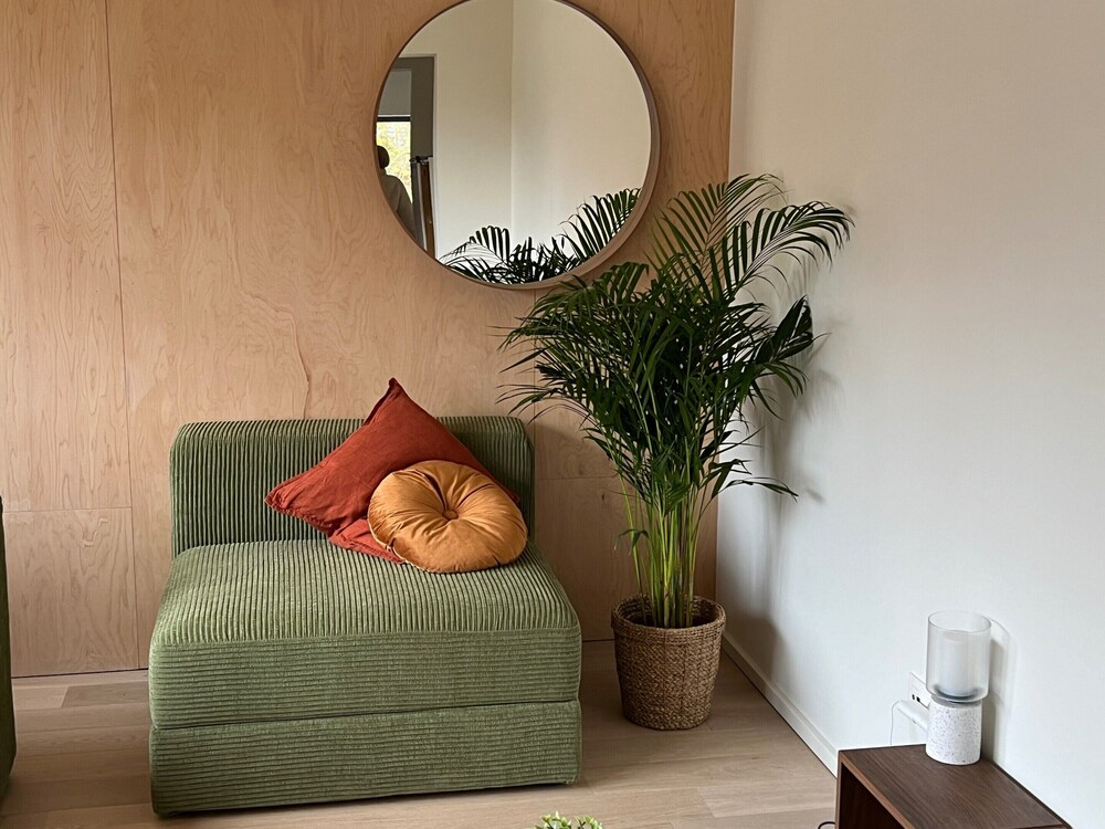 Stylish Stay Bree Near City Center for 6 Guests