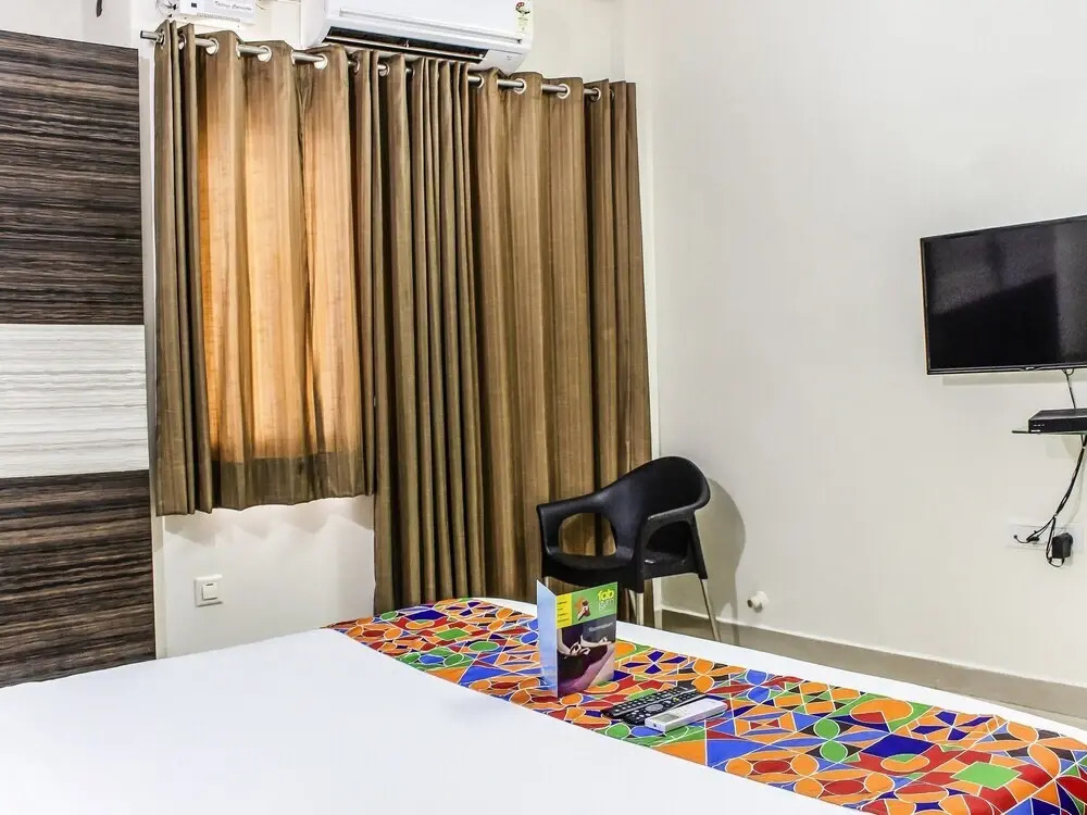 FabHotel Smriti Star Service Apartments