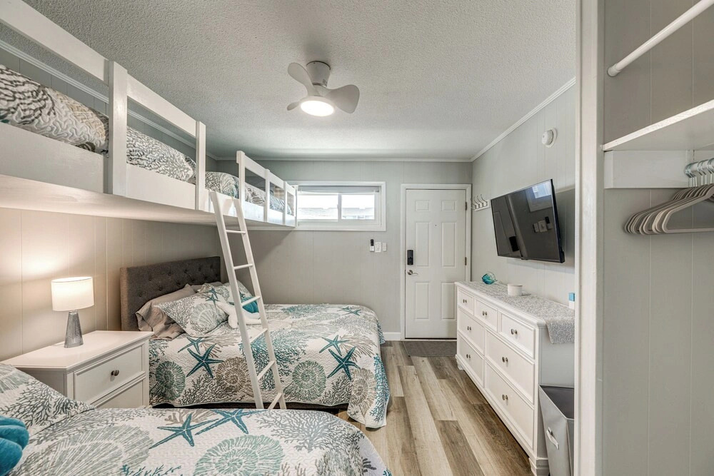 Bayside Waterfront Retreat in Ocean City