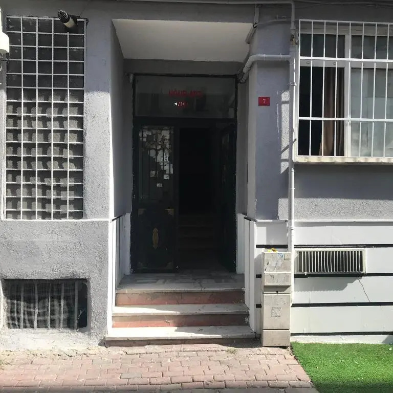 Hakan’s apartment