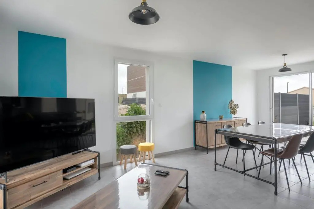 Maison moderne pour sept personnes a Saint Michel Chef Chef