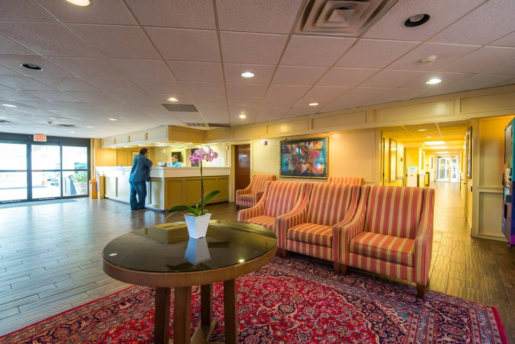 B&B HOTEL Orlando International Drive near Universal - Newly Renovated