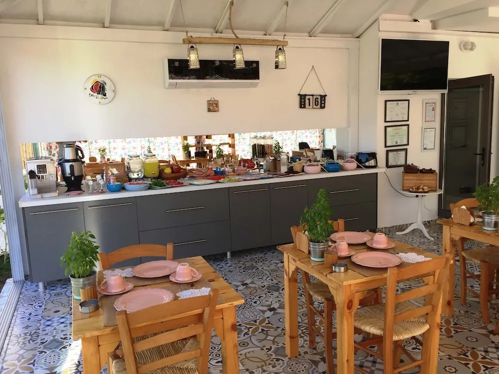 Casa Pallet Hotel - Adults Only