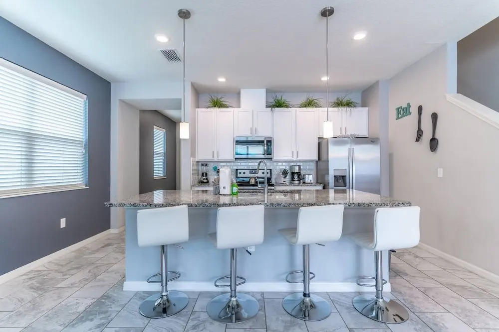 Compass Bay 5134