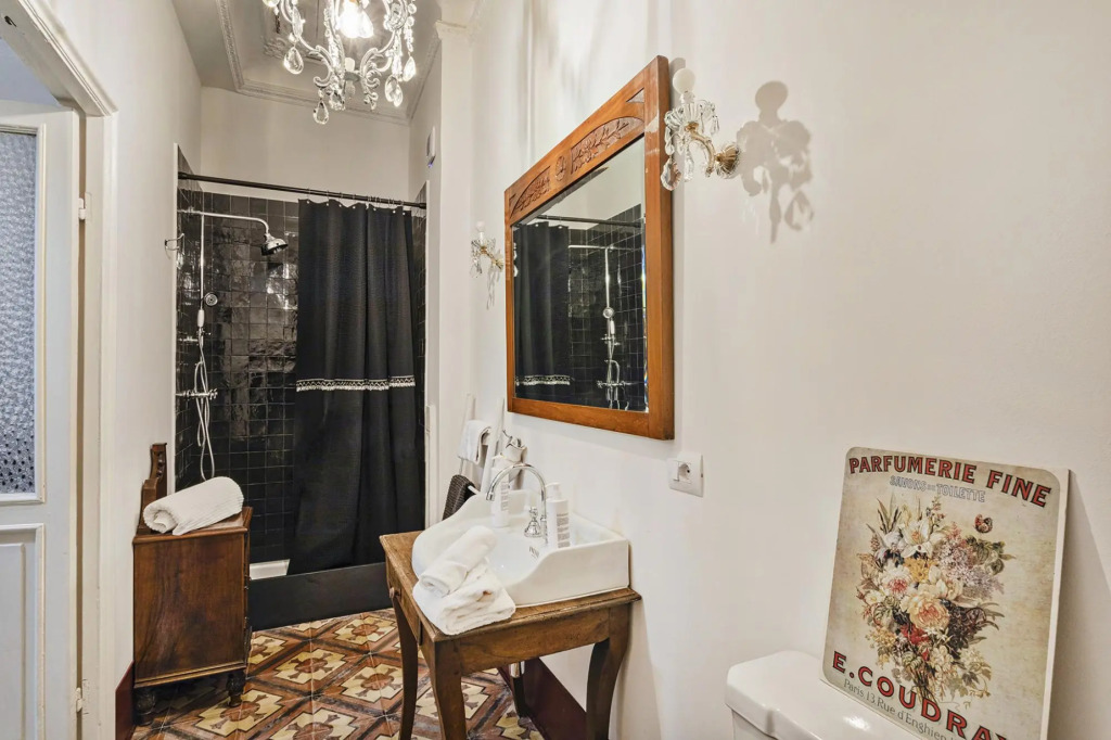 Vintage Design Apartment by Wonderful Italy