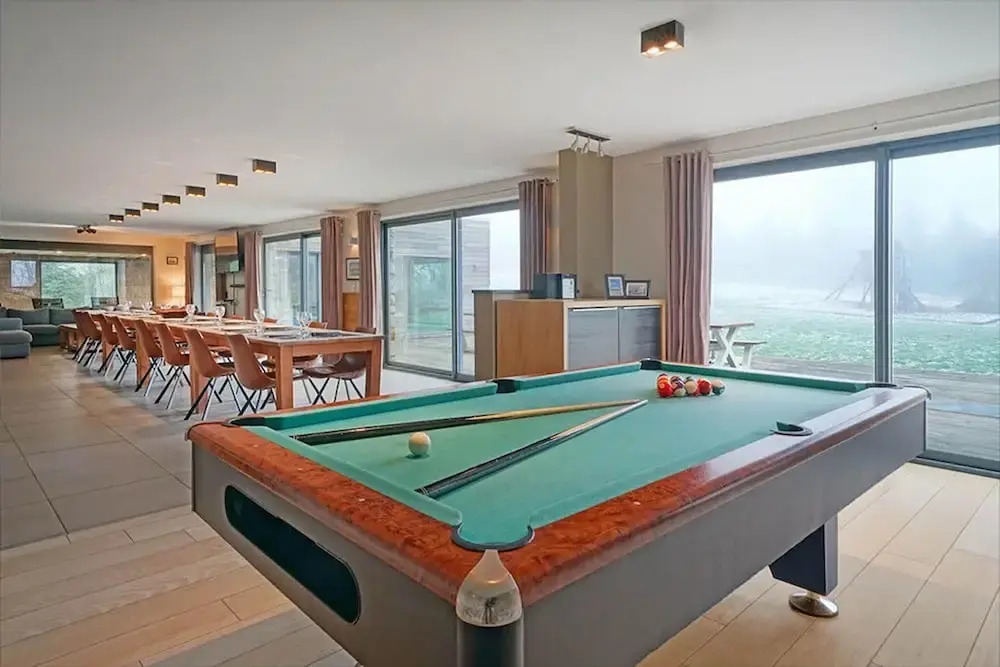 A Stylish Villa in a Green Setting, With a Fully Equipped Wellness Center