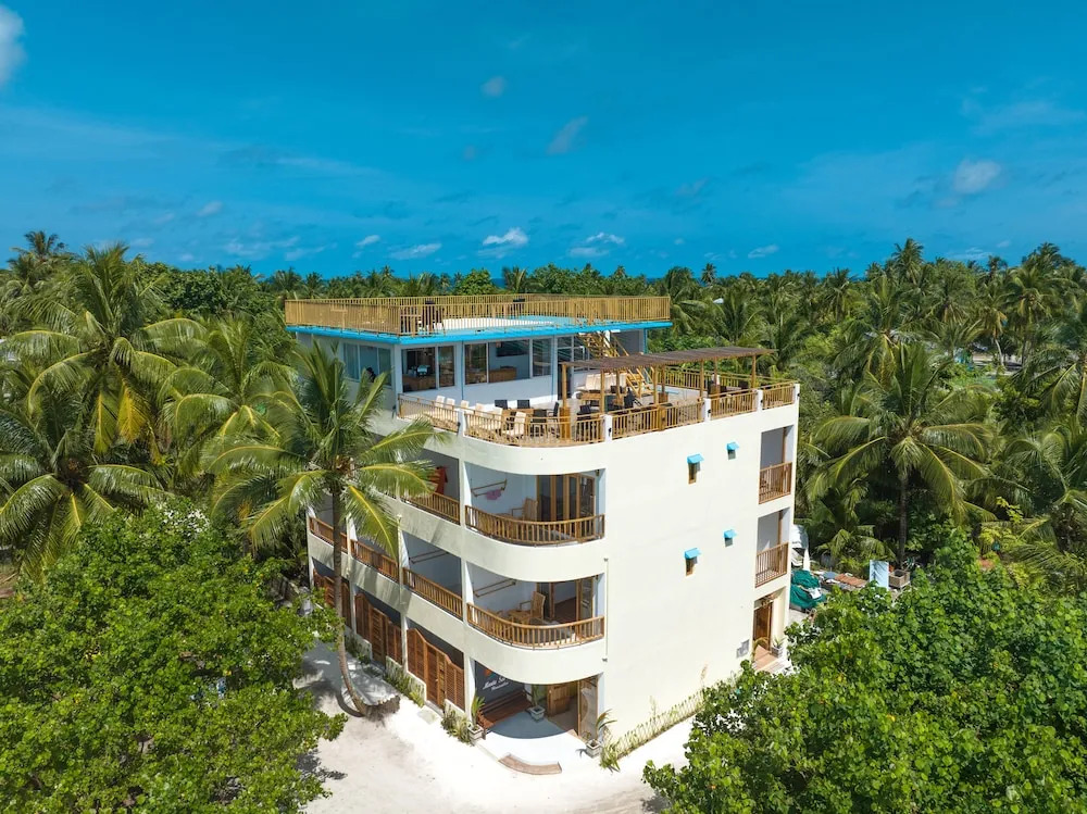 Manta Sea View Himandhoo
