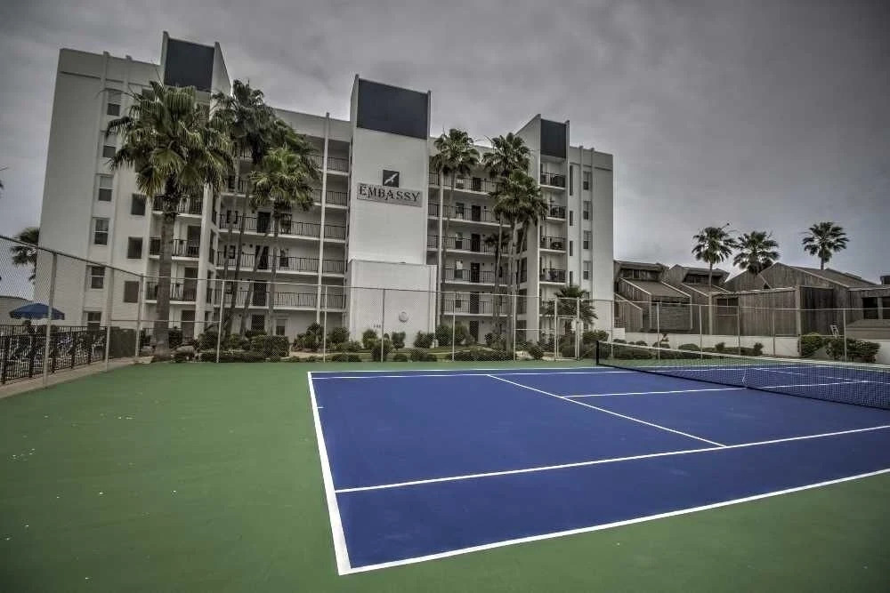 Embassy 202 2 Bedroom Condo by Redawning
