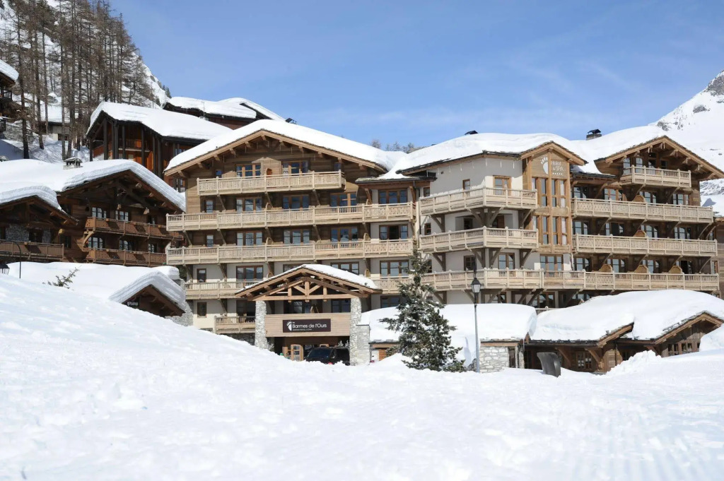 Hôtel Les Barmes De lOurs