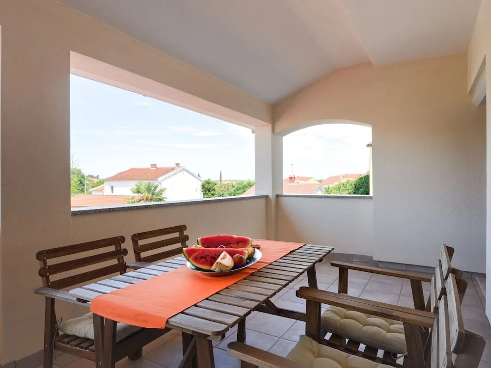 Apartment with Common Pool, Balcony, & Barbecue in Mali Maj near Porec