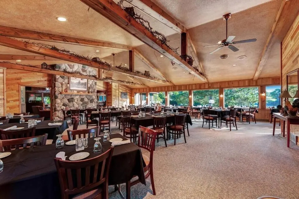Chanticleer Inn