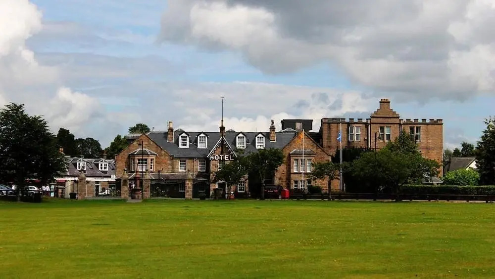 Huntly Arms