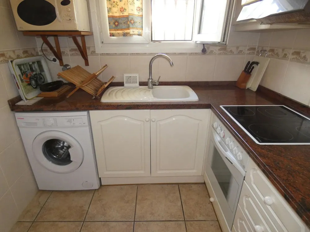 Ch103 in Oliva With 3 Bedrooms and 2 Bathrooms