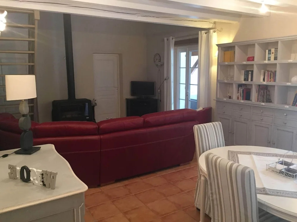 Holiday Home Montaigu-de-Quercy Lake