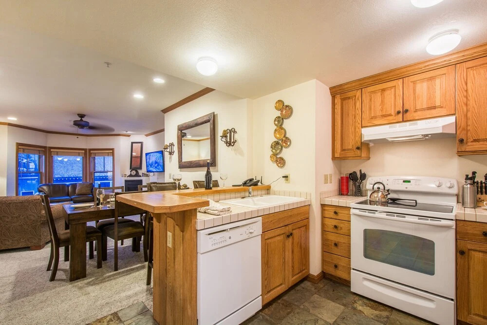 2 Bedroom Townlift Condo by All Seasons Resort Lodging