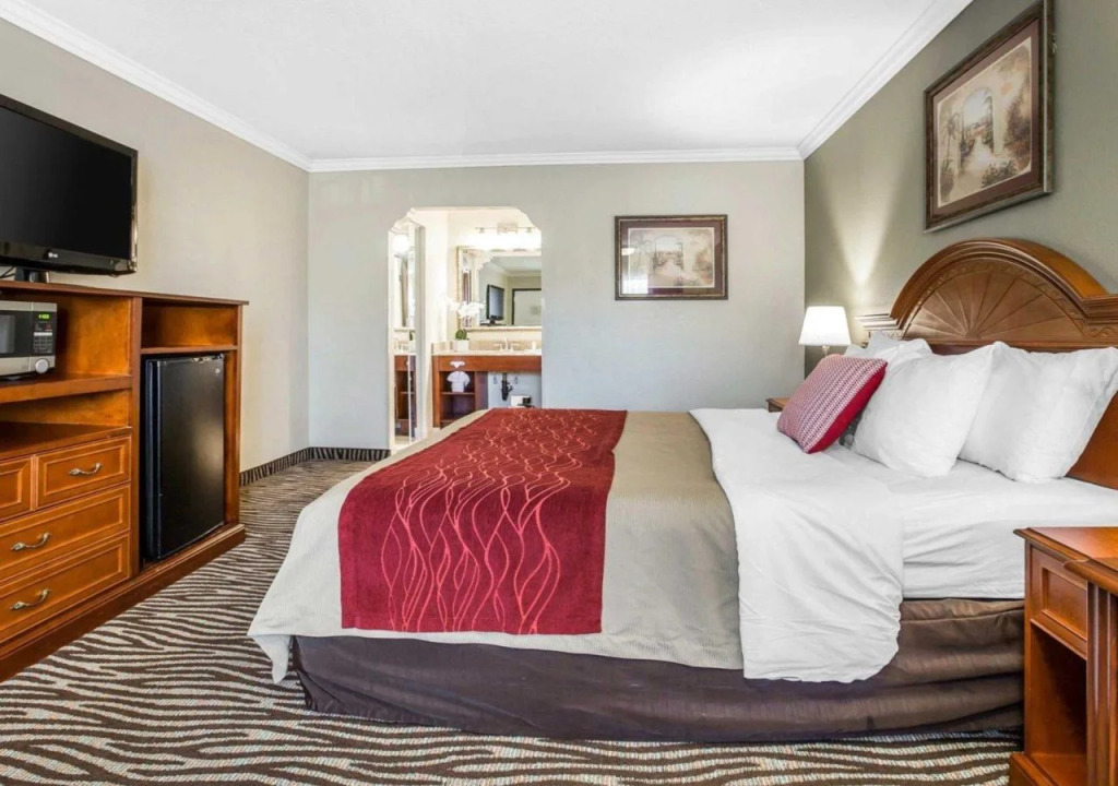 Tiller House, Laguna Hills, a Tribute Portfolio Hotel