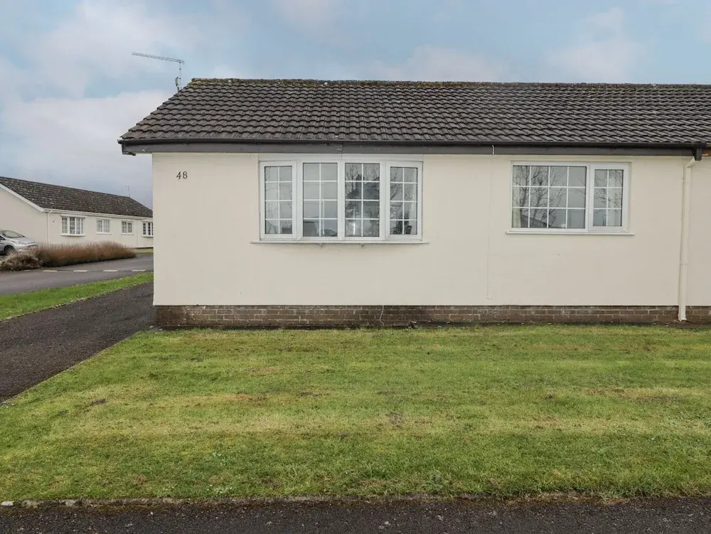 48 Gower Holiday Village
