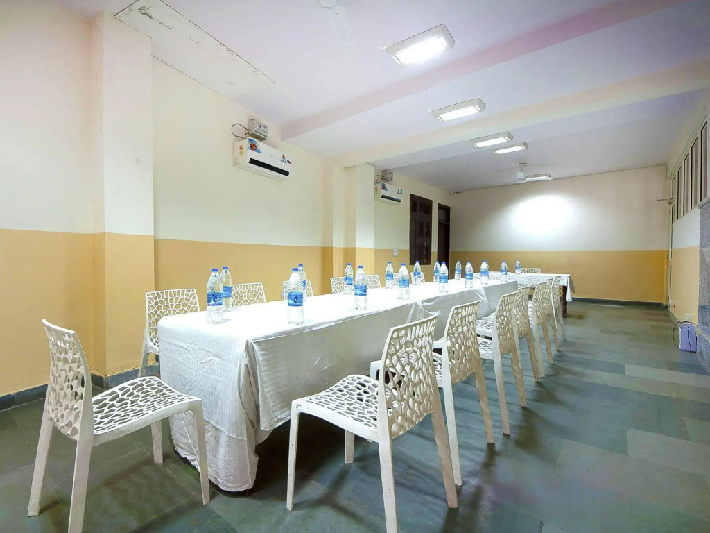 Hotel Charan Pahari