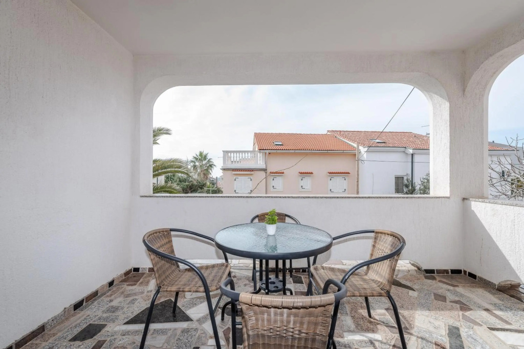 Vesna 1 city central apartment