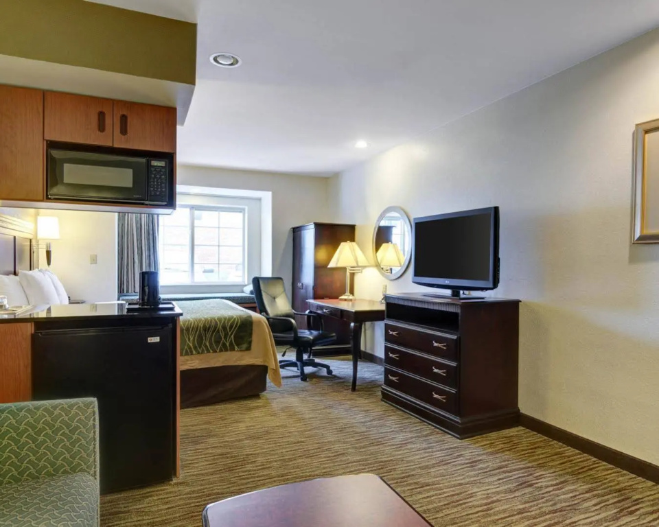 Spark by Hilton Sterling Dulles Airport