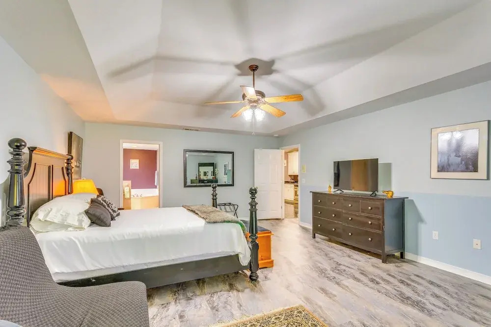4 Mi to Beach: Family-friendly Home in Navarre